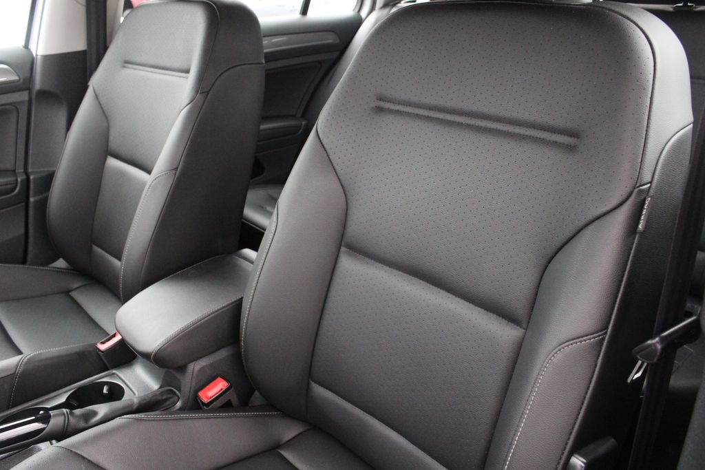 Used 2017 Volkswagen Golf Alltrack SE AWD/4WD image 6