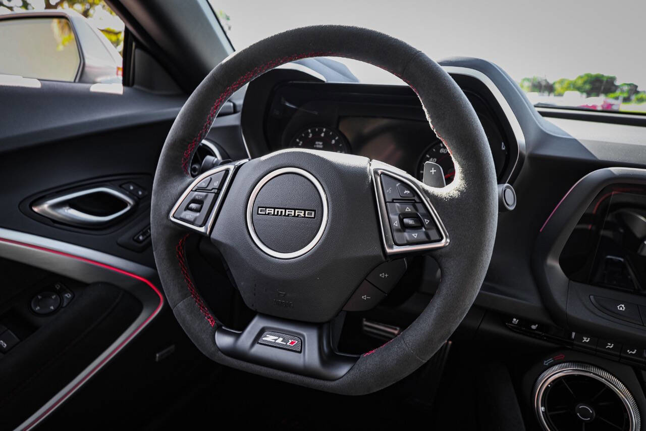 Used 2023 Chevrolet Camaro ZL1 image 41