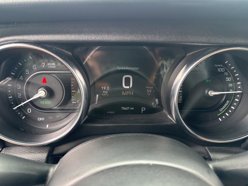 Used 2022 Jeep Wrangler Unlimited Sahara 4xe image 15