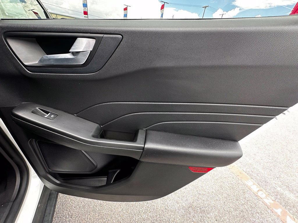Certified 2023 Ford Escape ST-Line w/ Tech Pack #1 FWD image 27