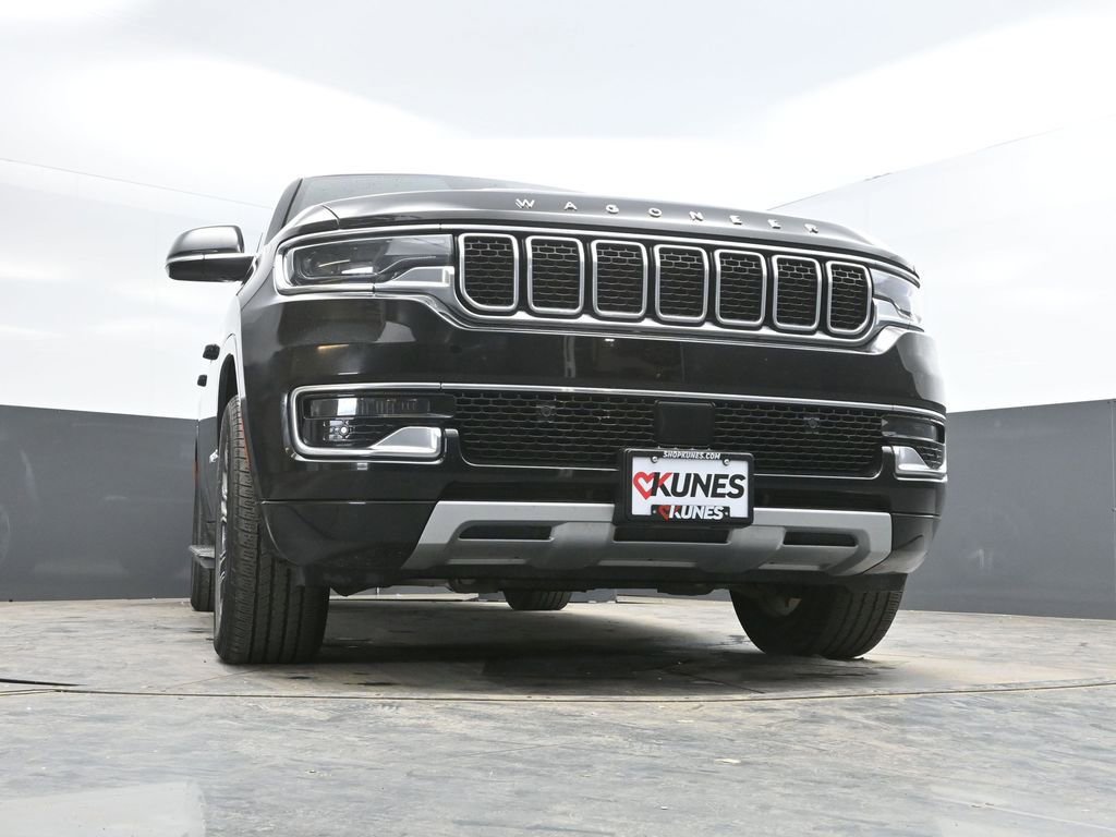 Used 2024 Jeep Wagoneer Series II w/ Flexible Seating Group AWD/4WD image 32