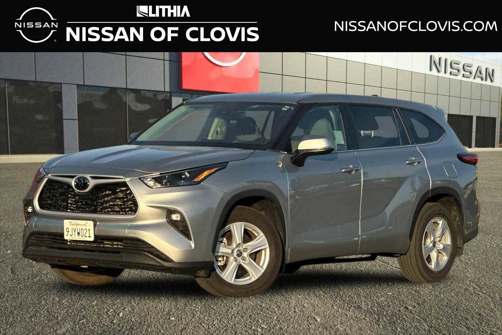 Used 2023 Toyota Highlander LE