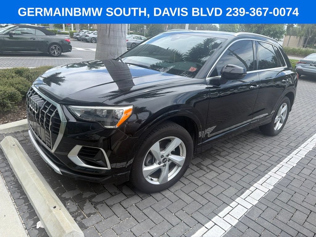 Used 2021 Audi Q3 2.0T Premium w/ Convenience Package AWD/4WD image 1