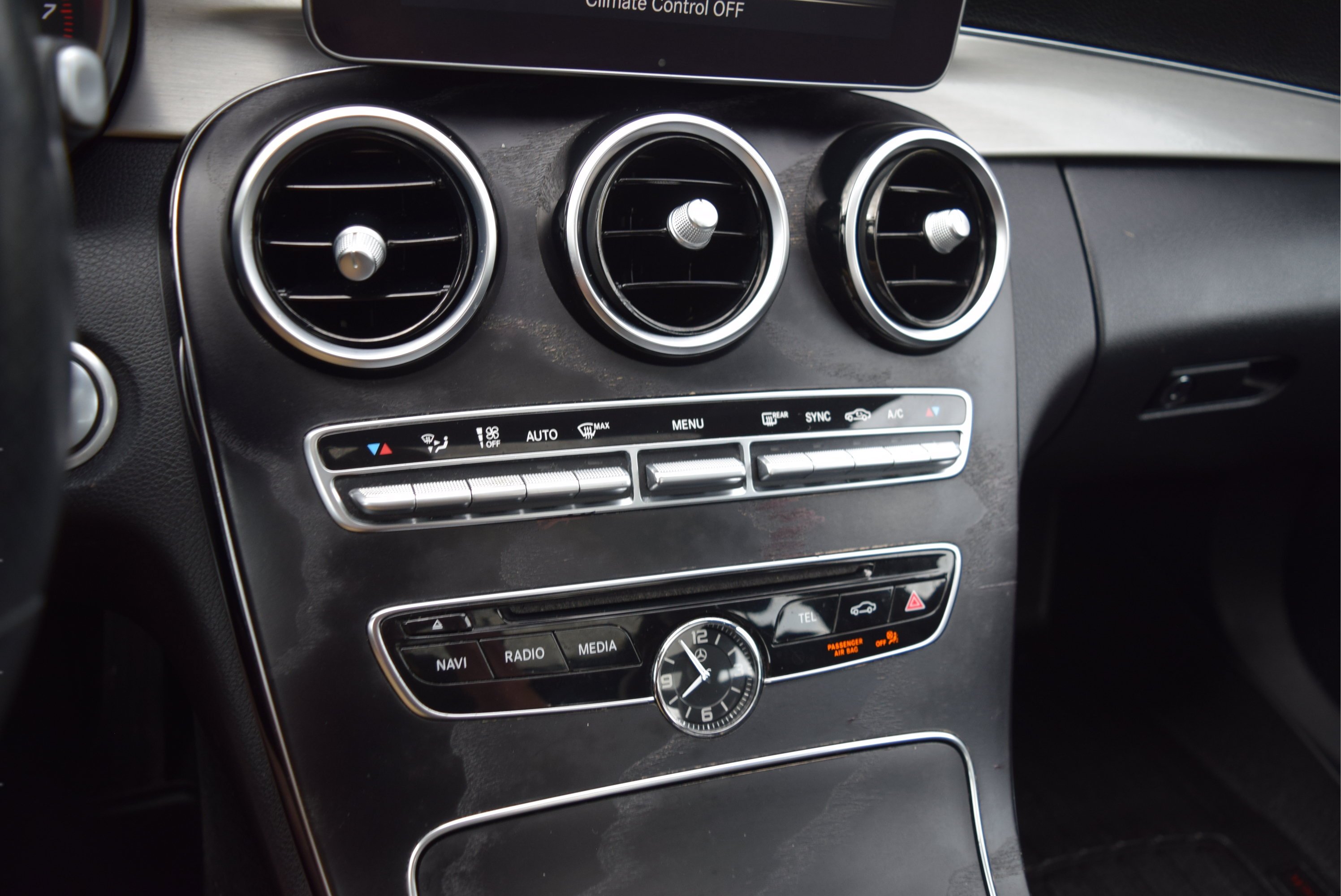 Used 2018 Mercedes-Benz C 300 4MATIC Sedan image 16