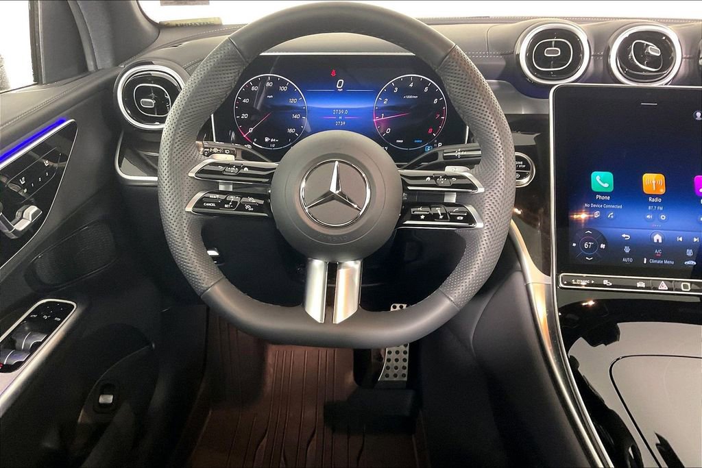 Used 2026 Mercedes-Benz GLC 300 4MATIC image 5