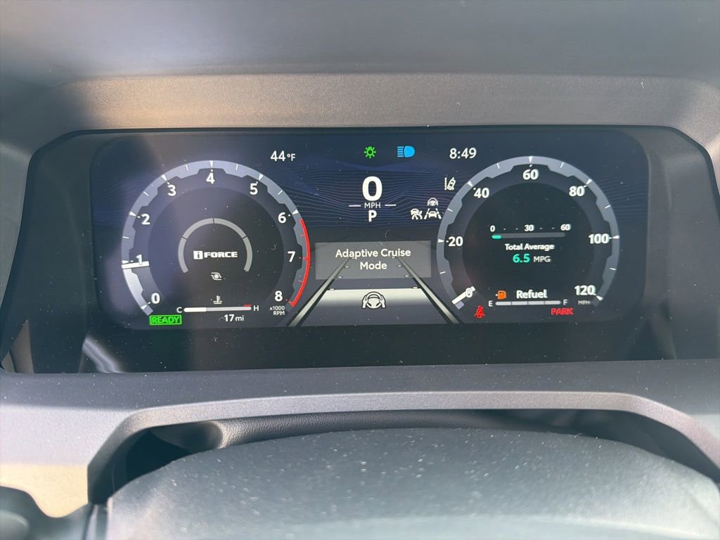 New 2025 Toyota 4Runner TRD Off-Road Premium AWD/4WD image 15