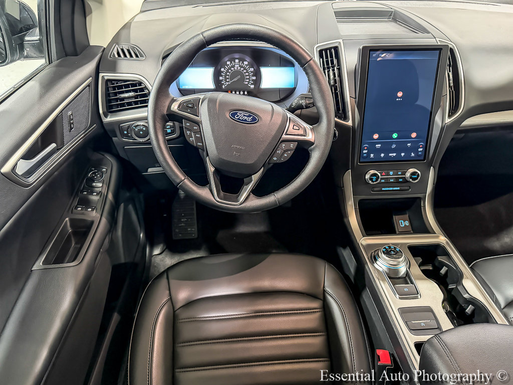 Certified 2024 Ford Edge SEL w/ Convenience Package AWD/4WD image 13