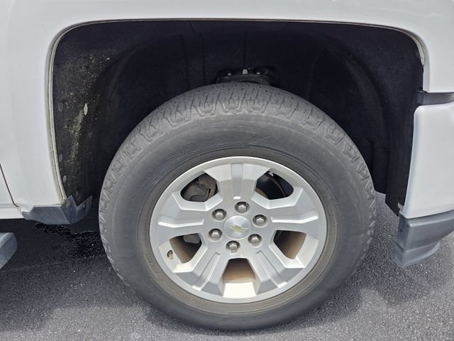 Used 2018 Chevrolet Silverado 1500 LT w/ All Star Edition AWD/4WD image 8