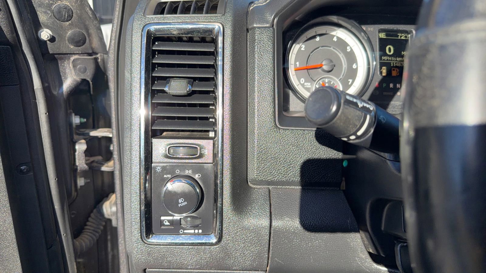 Used 2018 RAM 2500 Lone Star w/ Sport Appearance Group image 16