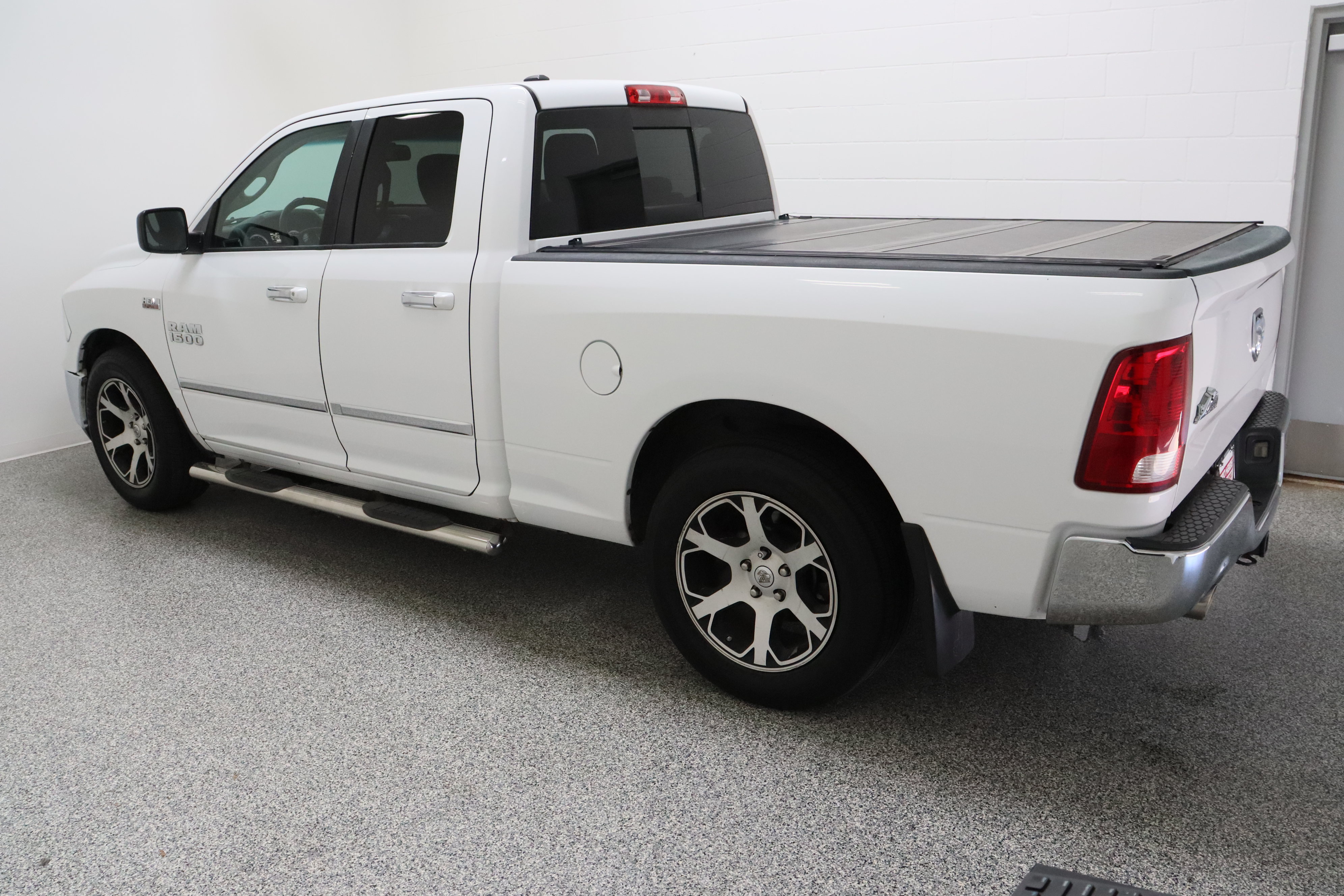 Used 2016 RAM 1500 Big Horn RWD image 9