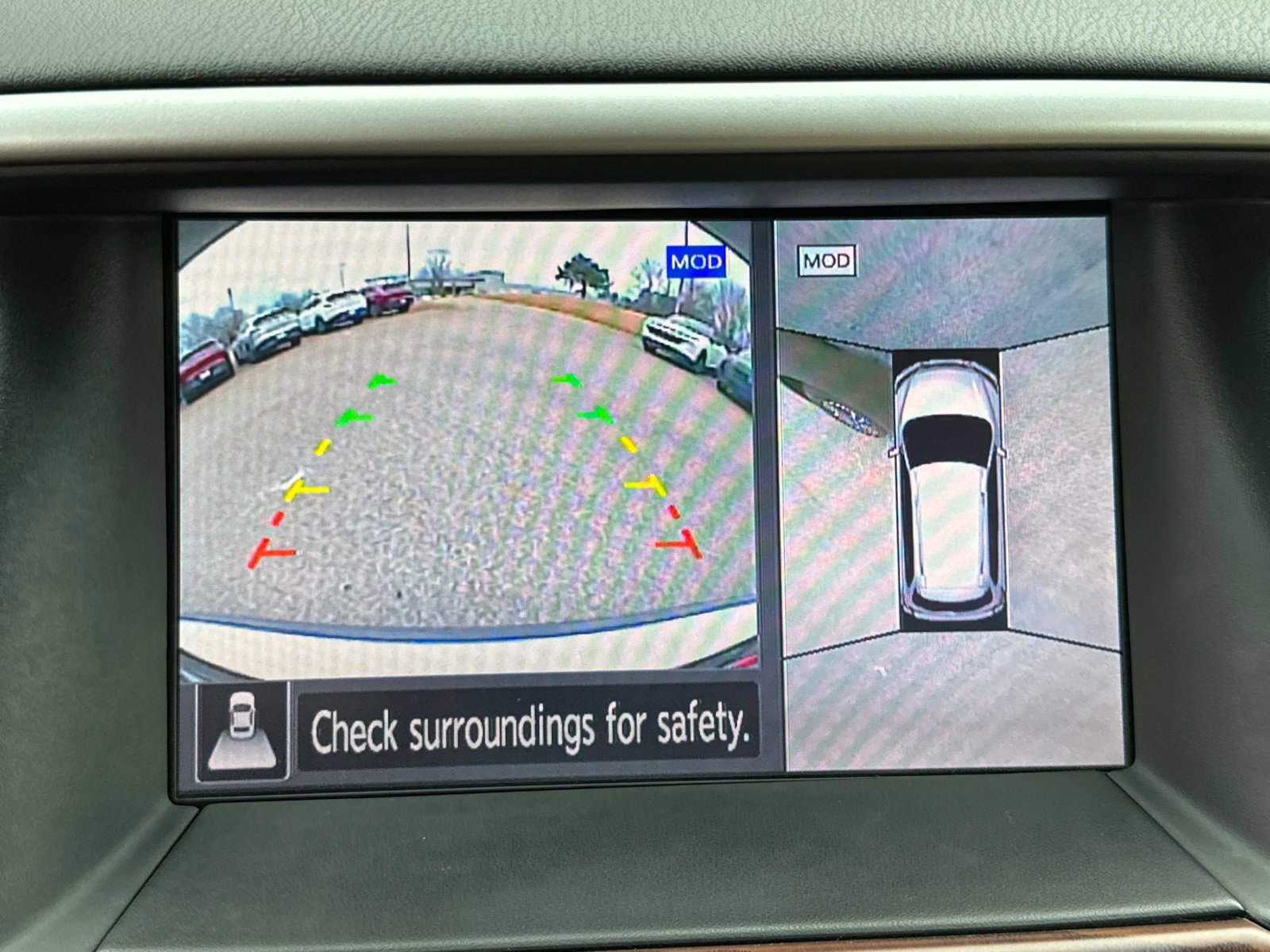 Used 2018 Nissan Pathfinder Platinum image 33