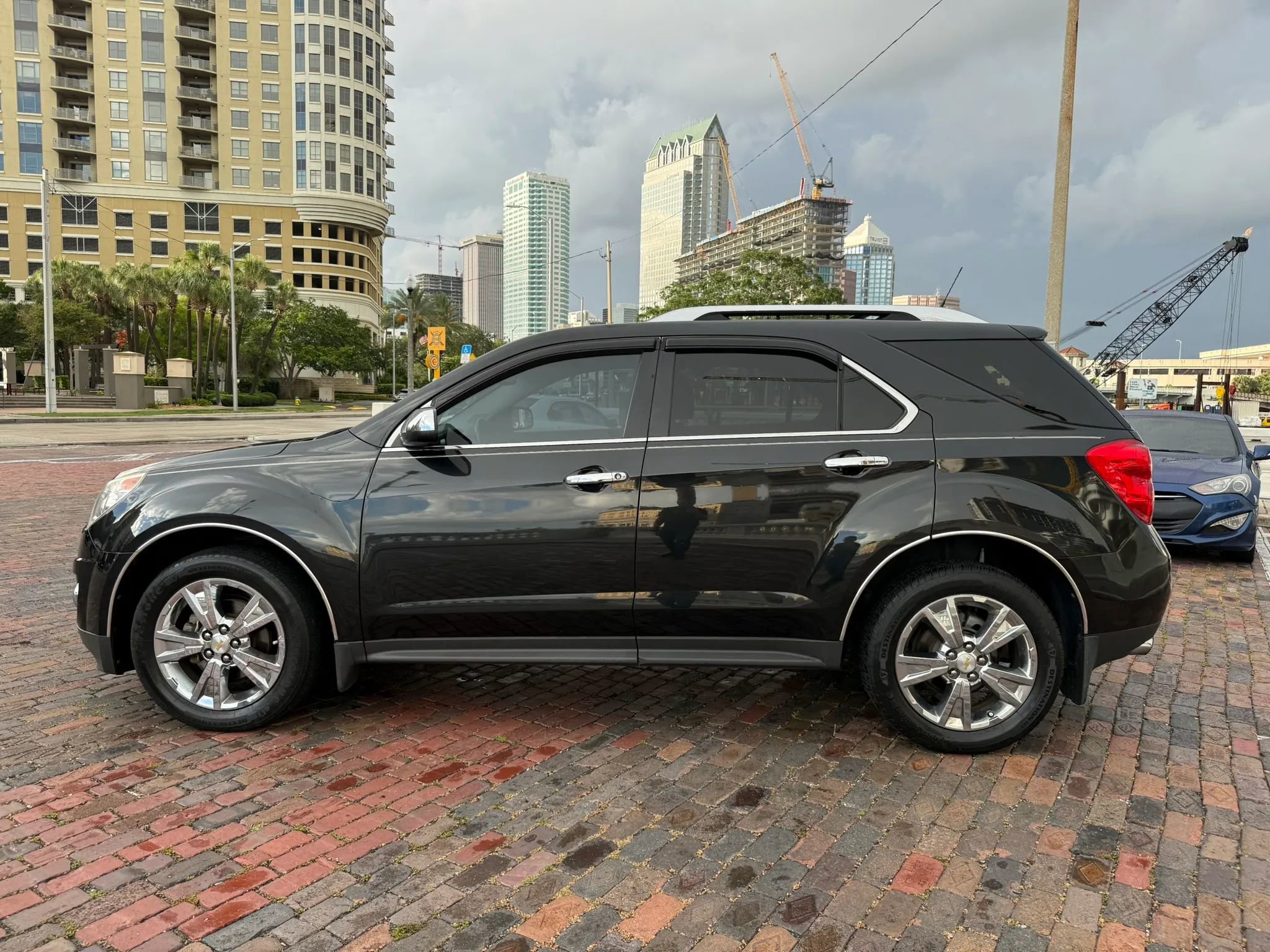 Used 2011 Chevrolet Equinox LTZ w/ LPO, Protection Package FWD image 5