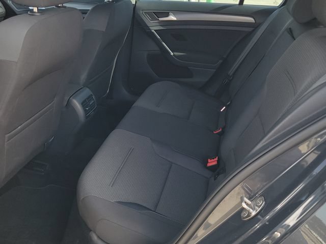 Used 2019 Volkswagen e-Golf SE w/ Driver Assistance Package FWD image 8