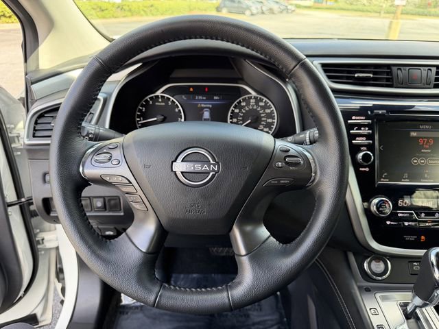 Used 2024 Nissan Murano SV w/ SV Midnight Edition Package image 13