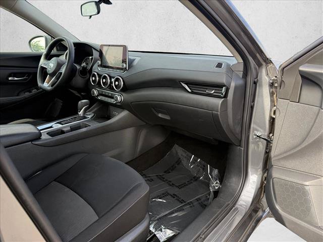 Used 2023 Nissan Sentra SV FWD image 12