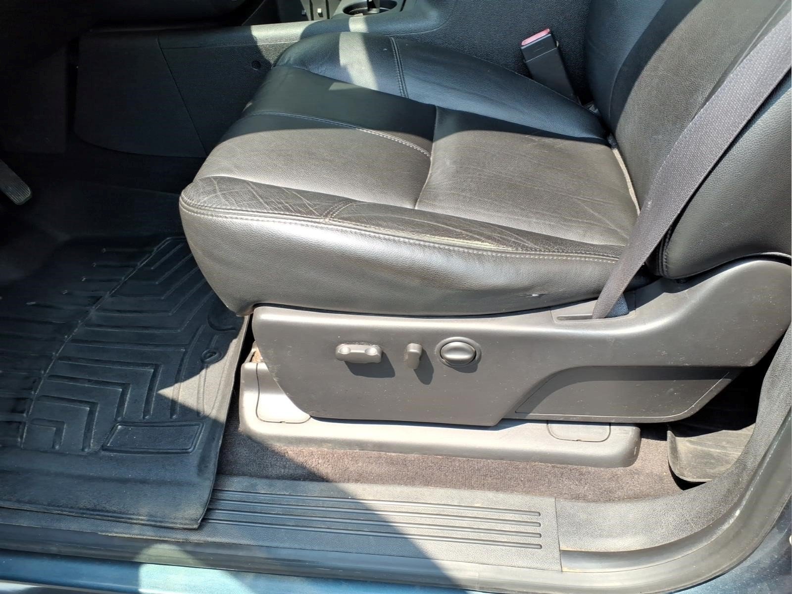 Certified 2013 Chevrolet Silverado 2500 LTZ w/ LTZ Plus Package AWD/4WD image 9