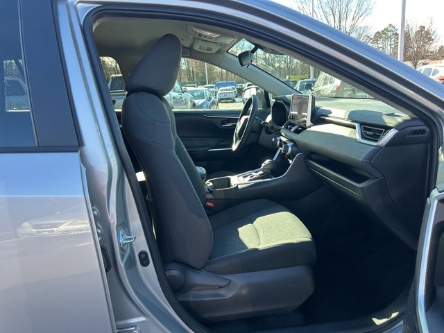 Used 2024 Toyota RAV4 XLE image 17
