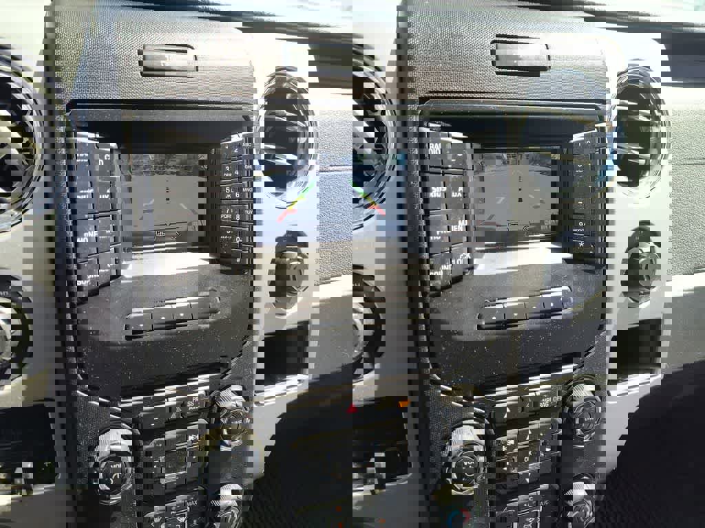 Used 2014 Ford F150 XLT w/ Equipment Group 302A Luxury AWD/4WD image 17