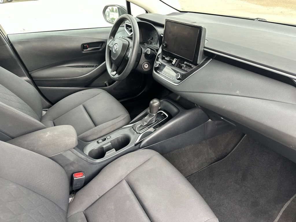 Used 2023 Toyota Corolla LE FWD image 25