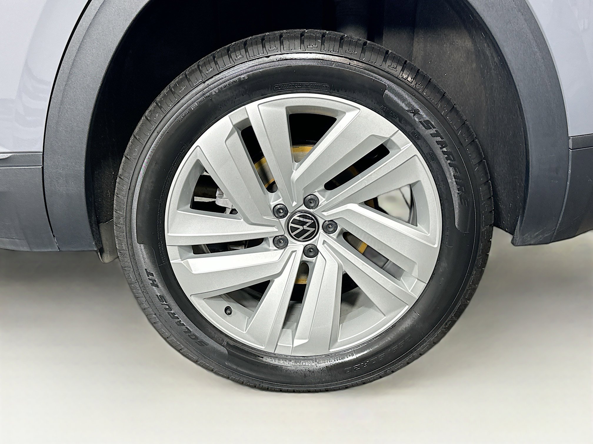 Used 2021 Volkswagen Atlas Cross Sport SE w/ Panoramic Sunroof Package image 11