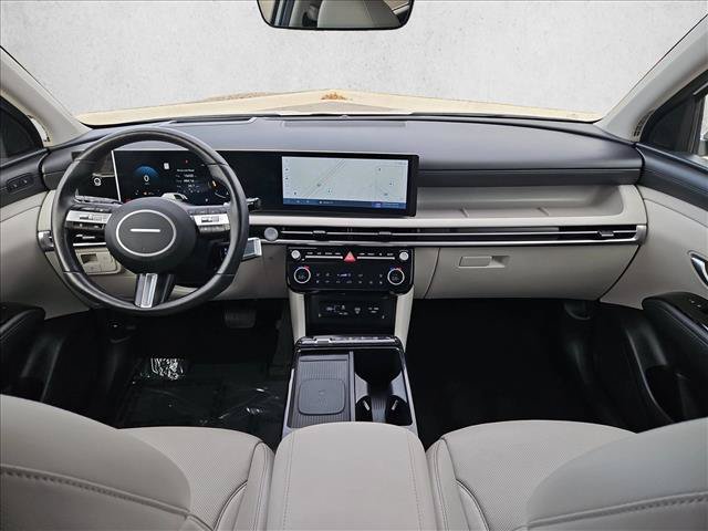 Used 2025 Hyundai Tucson Limited FWD image 19