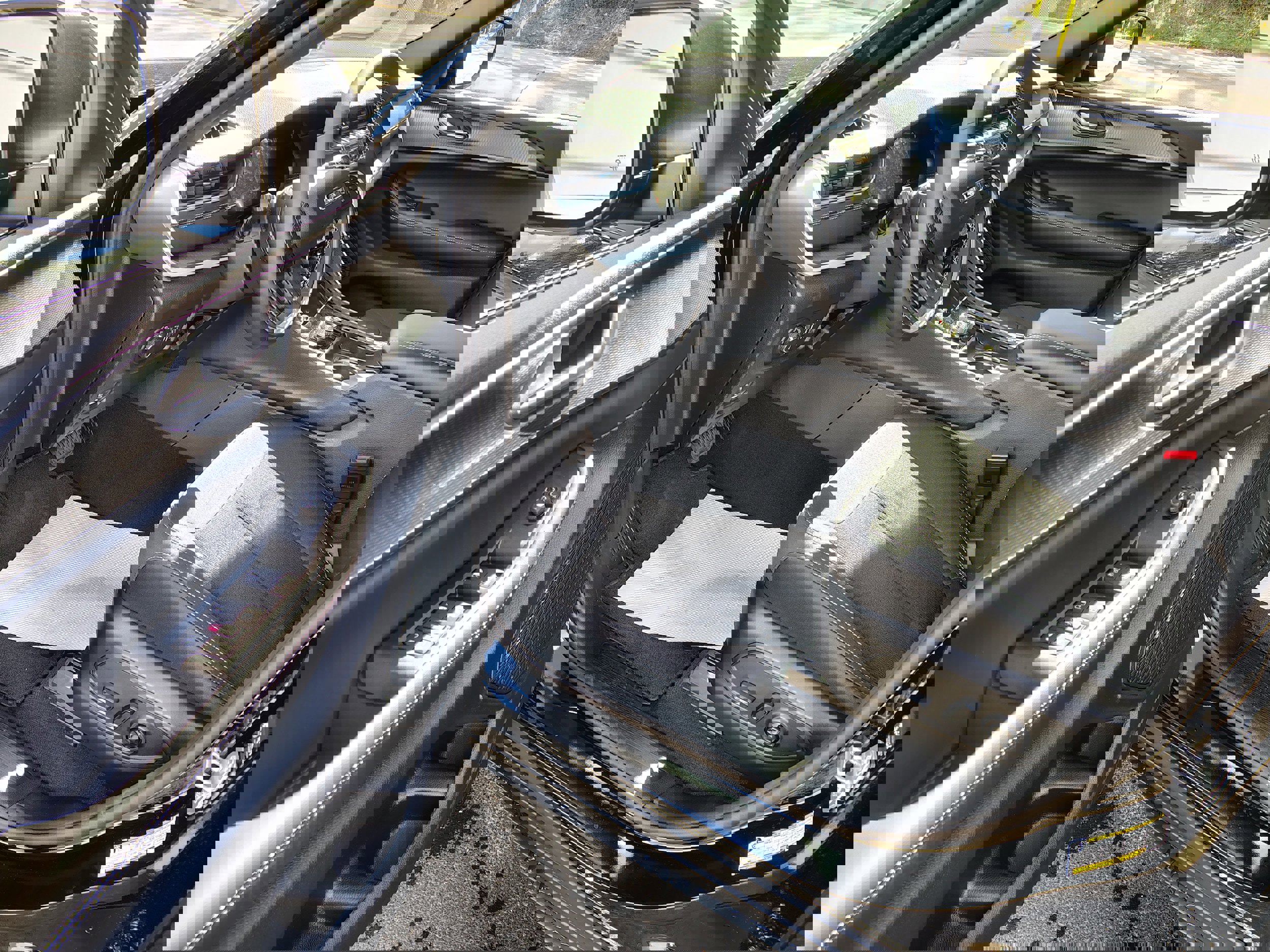 New 2025 Jeep Grand Cherokee Laredo X w/ Luxury Tech Group I image 19