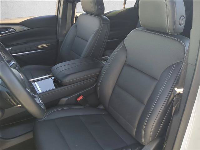 Used 2024 Chevrolet Traverse LT w/ LPO, Floor Liner Package FWD image 16
