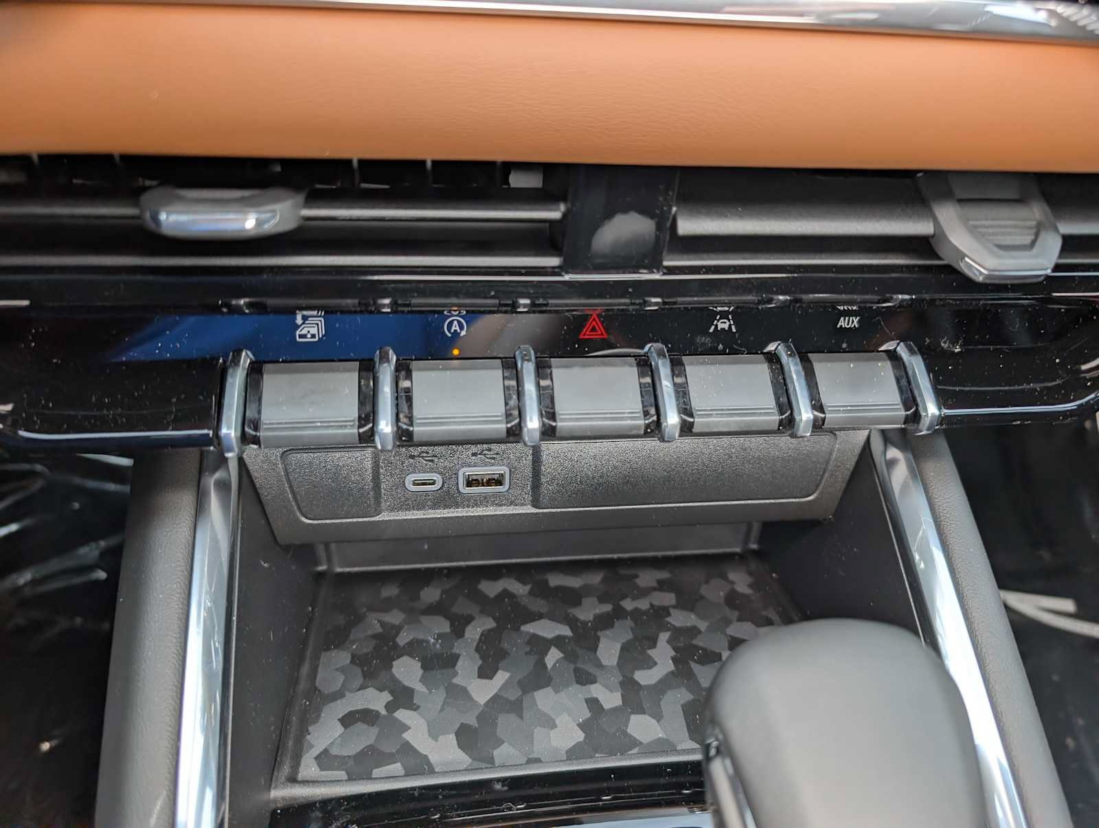 New 2026 GMC Canyon AT4 AWD/4WD image 27
