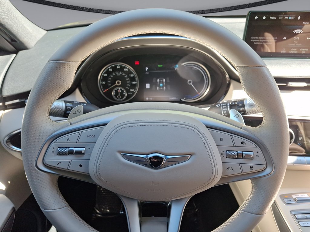 Used 2023 Genesis Electrified GV70 AWD/4WD image 16