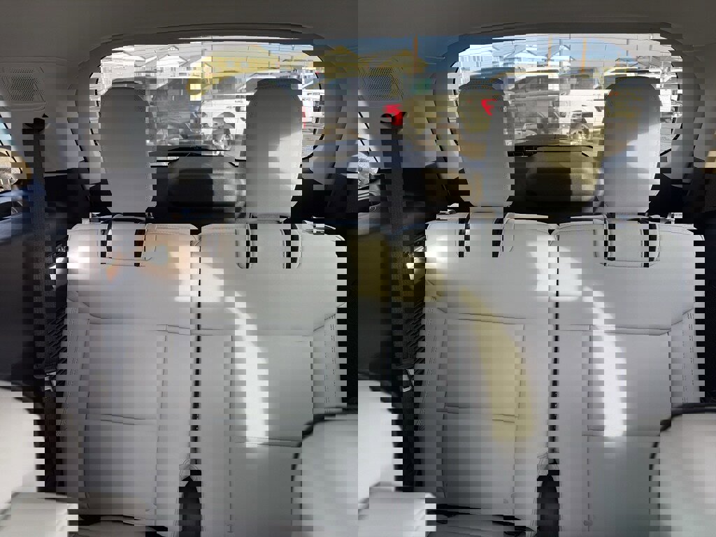 New 2026 Ford Explorer Platinum w/ LUX Leather Package image 31