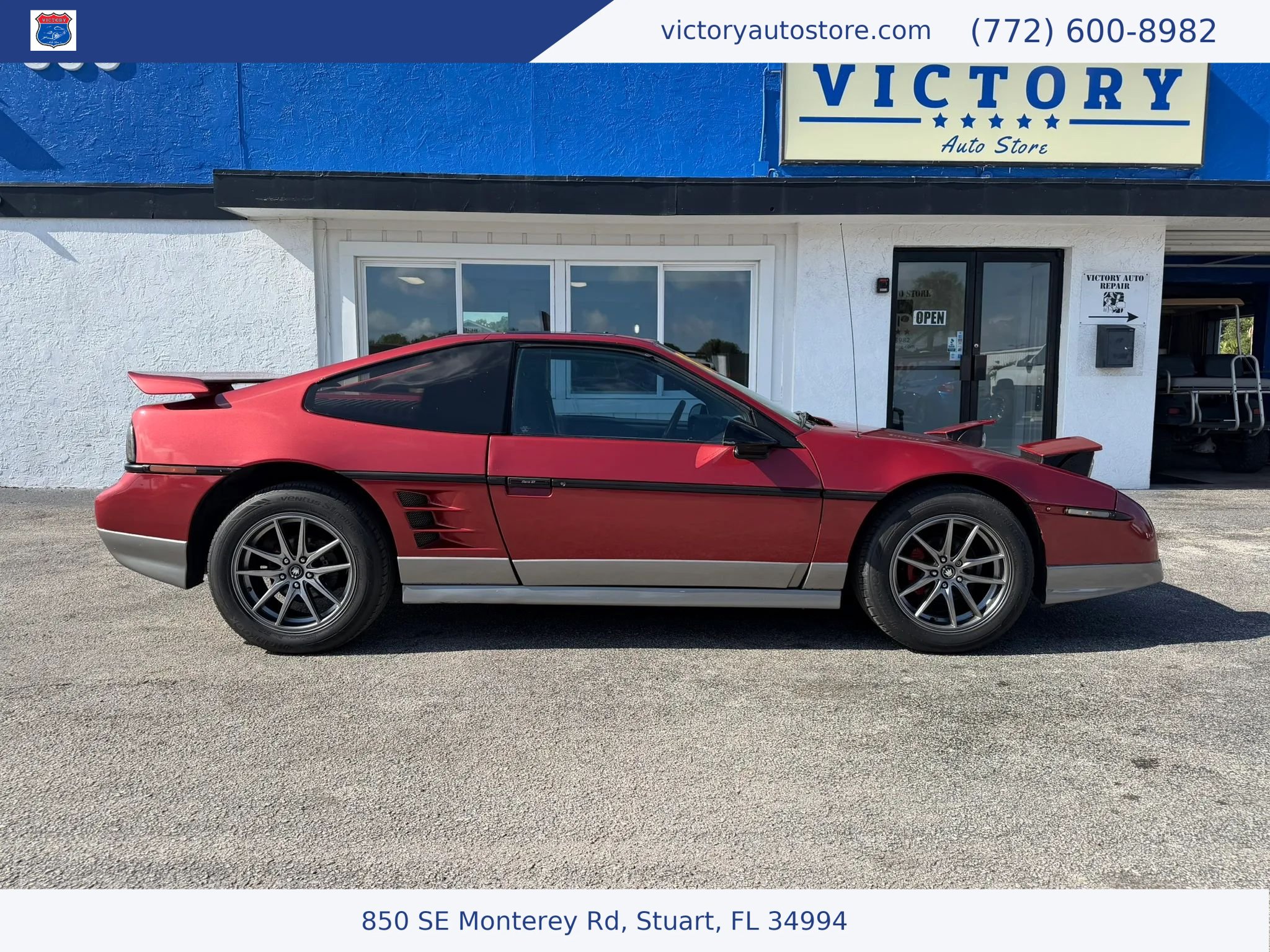 Used 1987 Pontiac Fiero GT RWD image 2