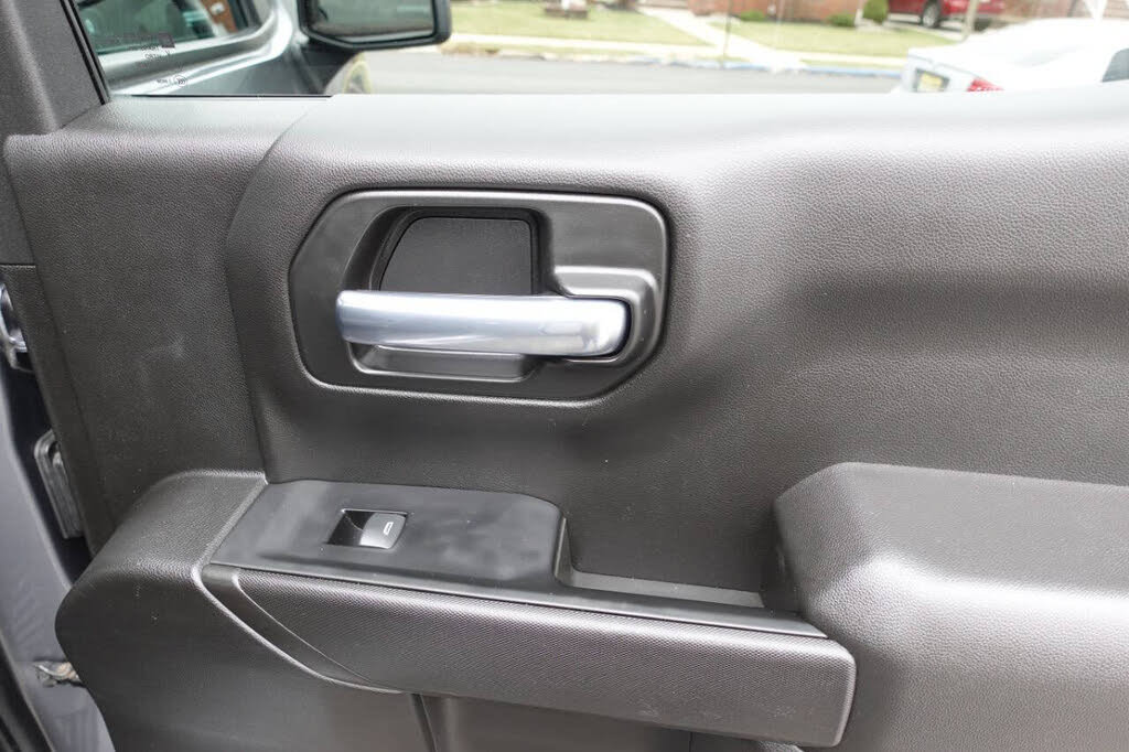 Used 2021 Chevrolet Silverado 1500 Custom w/ LPO, Dark Essentials Package AWD/4WD image 26