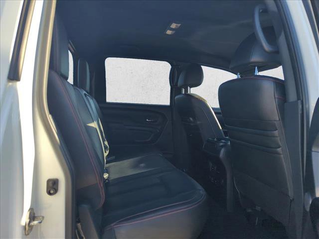 Used 2021 Nissan Titan PRO-4X w/ Pro-4x Convenience Package image 19