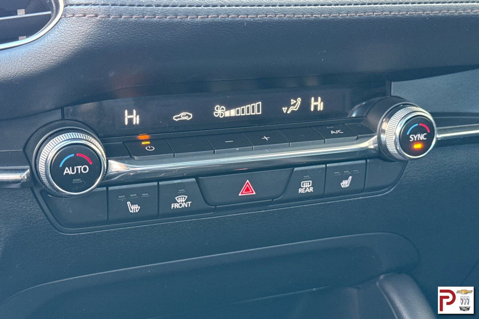 Used 2023 MAZDA MAZDA3 s image 23