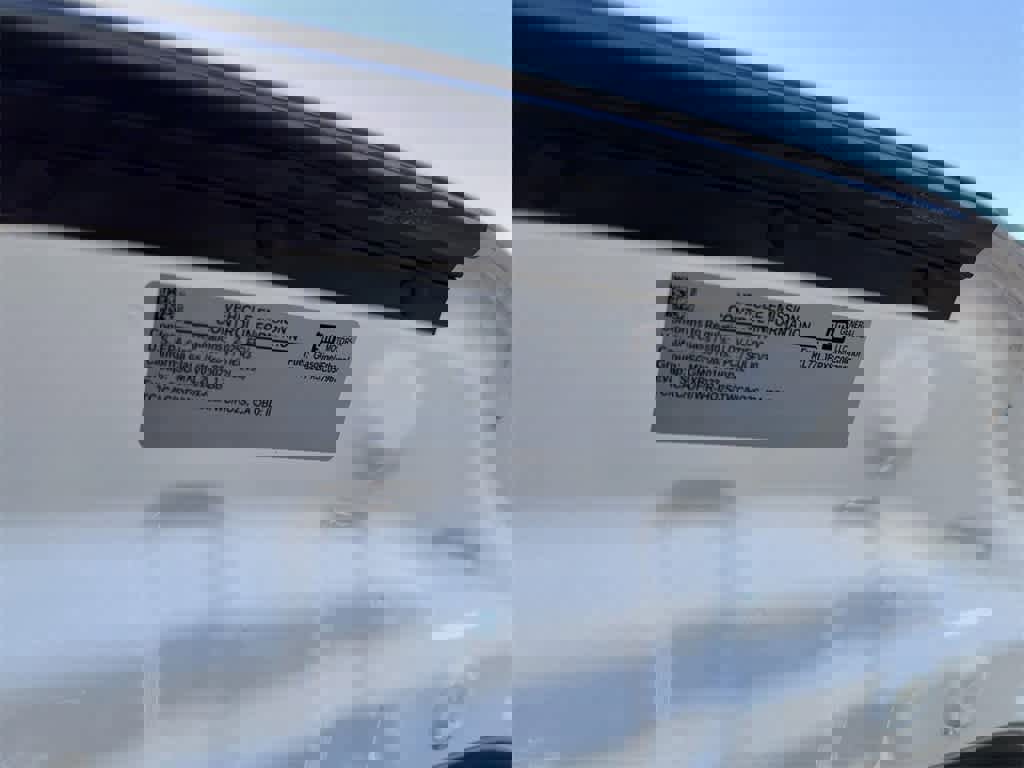 Used 2025 Chevrolet Trax RS w/ Sunroof Package image 11