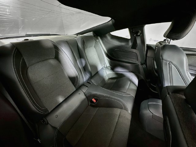 Used 2025 Ford Mustang Coupe RWD image 33