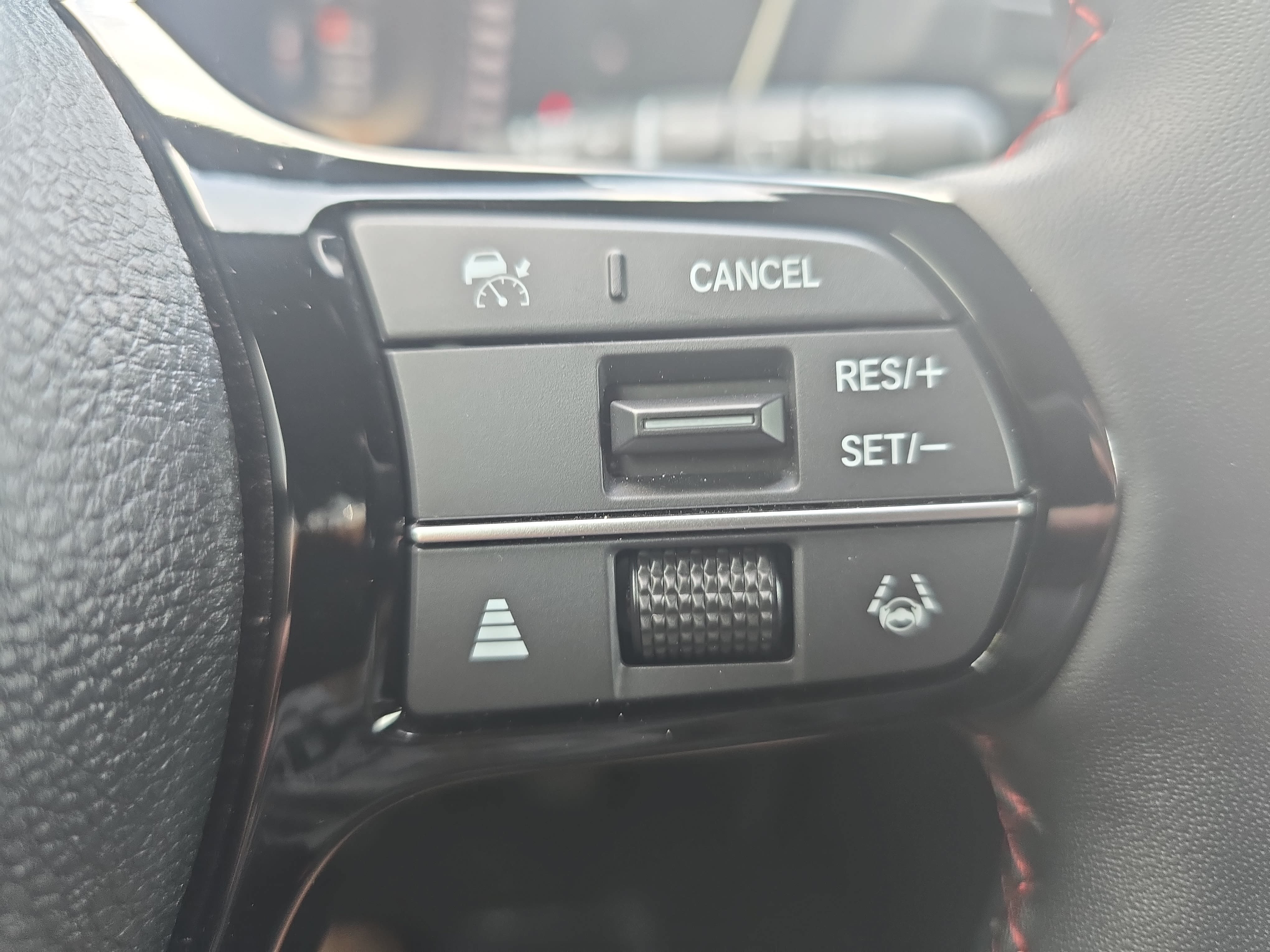 Used 2025 Honda Pilot Black Edition image 18