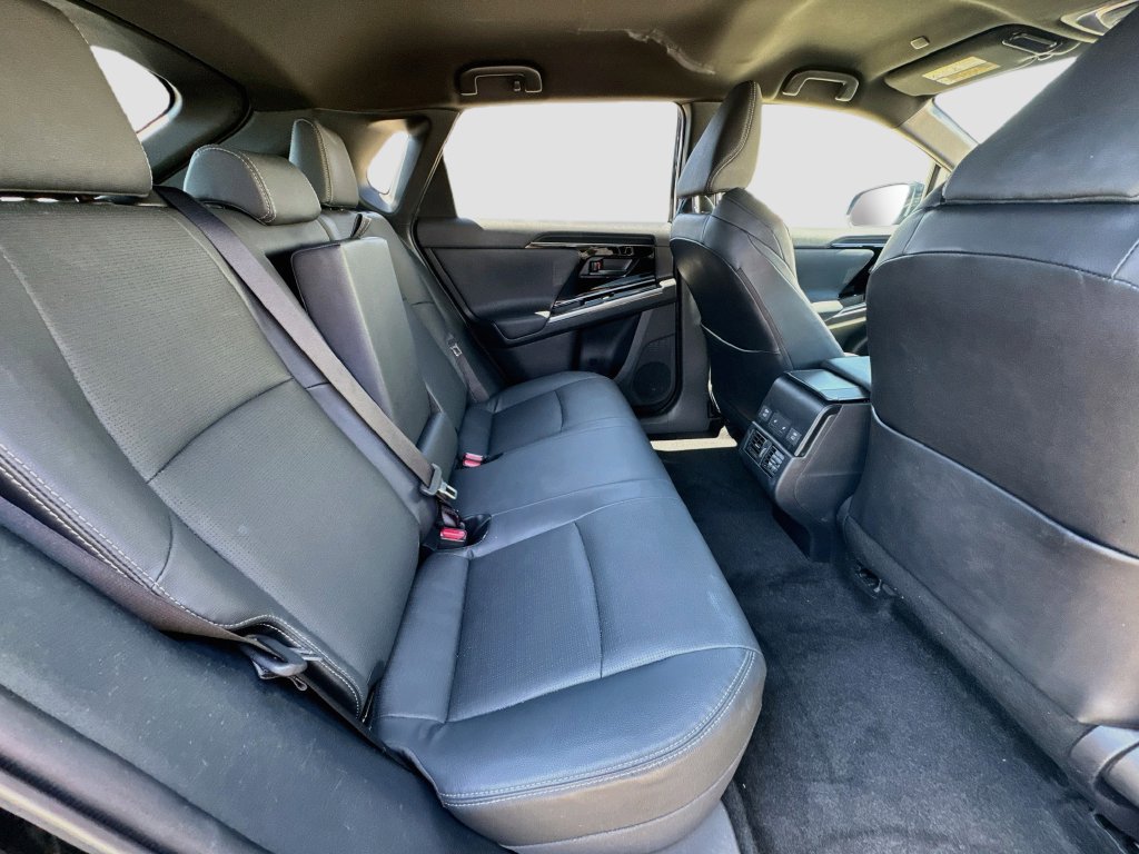 Certified 2023 Subaru Solterra AWD image 36