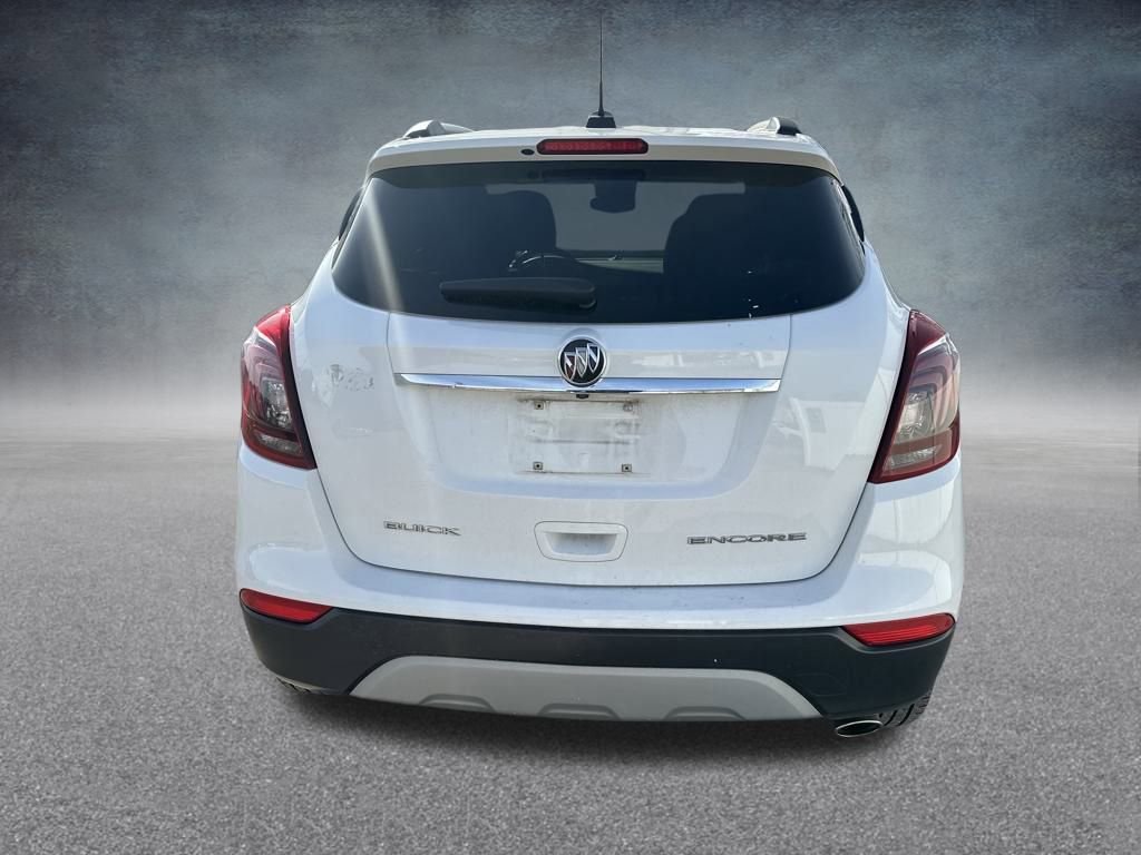 Used 2018 Buick Encore Preferred image 4