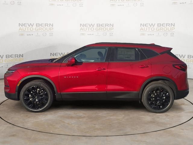 New 2026 Chevrolet Blazer LT w/ Convenience Package FWD image 2