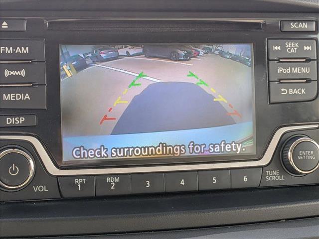 Used 2015 Nissan Quest SV image 14