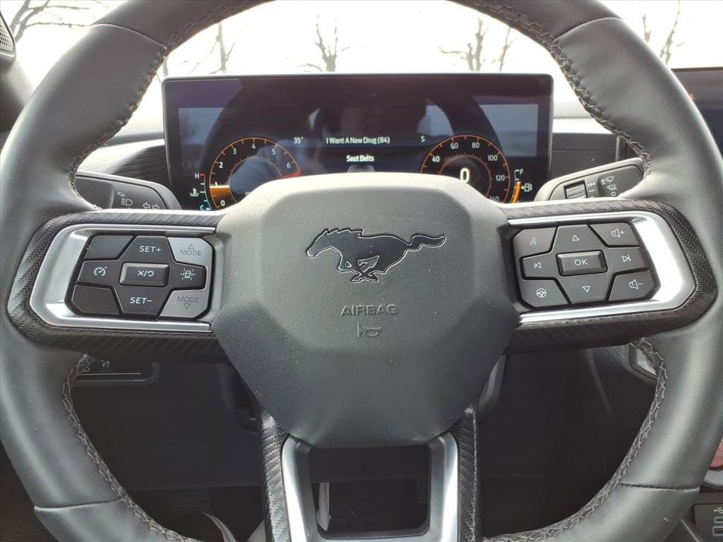 Used 2024 Ford Mustang Coupe image 19