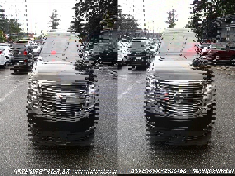 Used 2018 Chevrolet Suburban Premier image 9