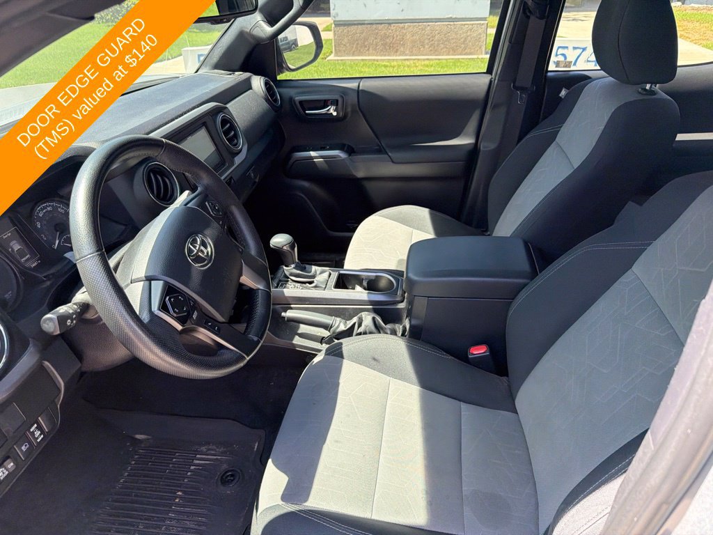 Used 2023 Toyota Tacoma TRD Off-Road w/ Black Out Package (TMS) AWD/4WD image 10