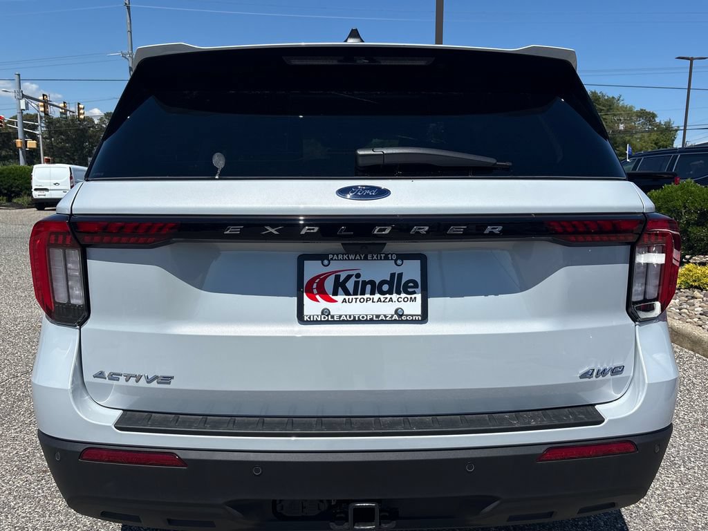 New 2026 Ford Explorer Active AWD/4WD image 28