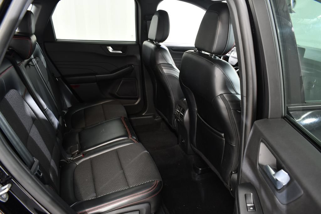 Used 2024 Ford Escape ST-Line w/ Tech Pack #1 AWD/4WD image 19