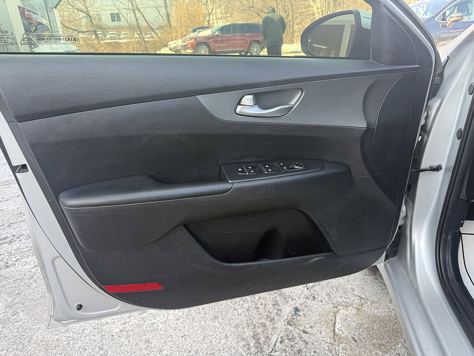 Used 2019 Kia Forte LXS image 9