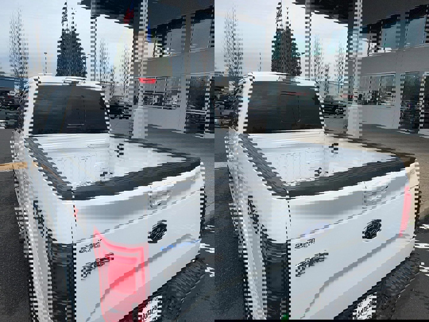 Used 2016 Ford F150 Lariat w/ Equipment Group 501A Mid image 7