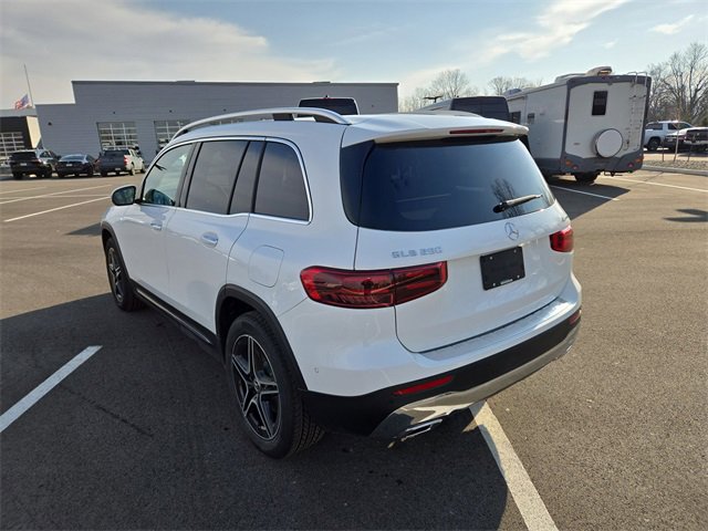New 2026 Mercedes-Benz GLB 250 4MATIC image 5