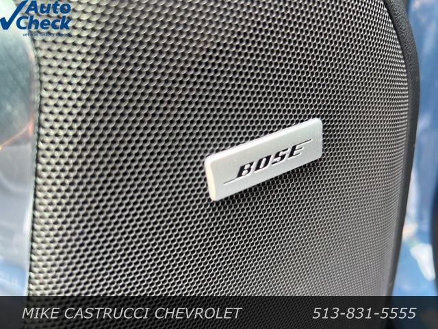 Used 2025 Chevrolet Suburban Premier AWD/4WD image 13